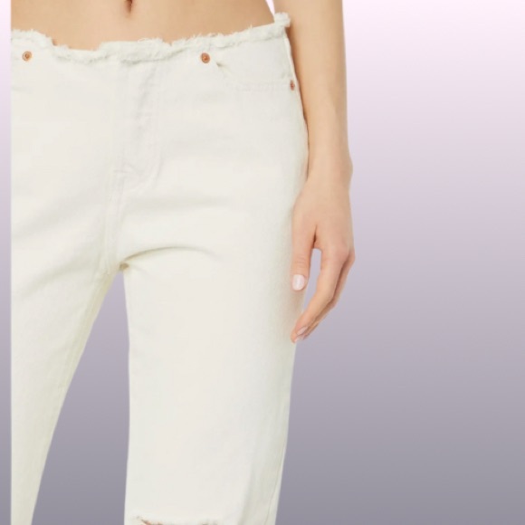 NWT Levi's Women's Ripped Waist Wedgie Jeans - Picture 8 of 9